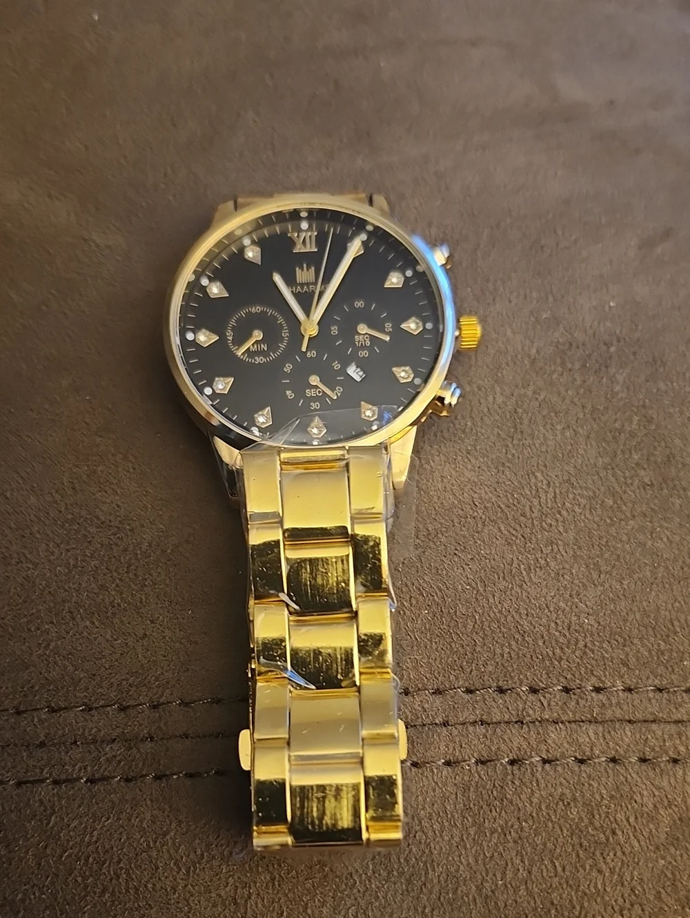 Gold-Tone Men's Dress Watch with Black Dial